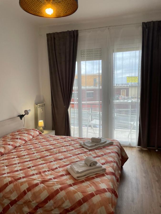 Cavour16 Rent Bedrooms Genua Exterior foto